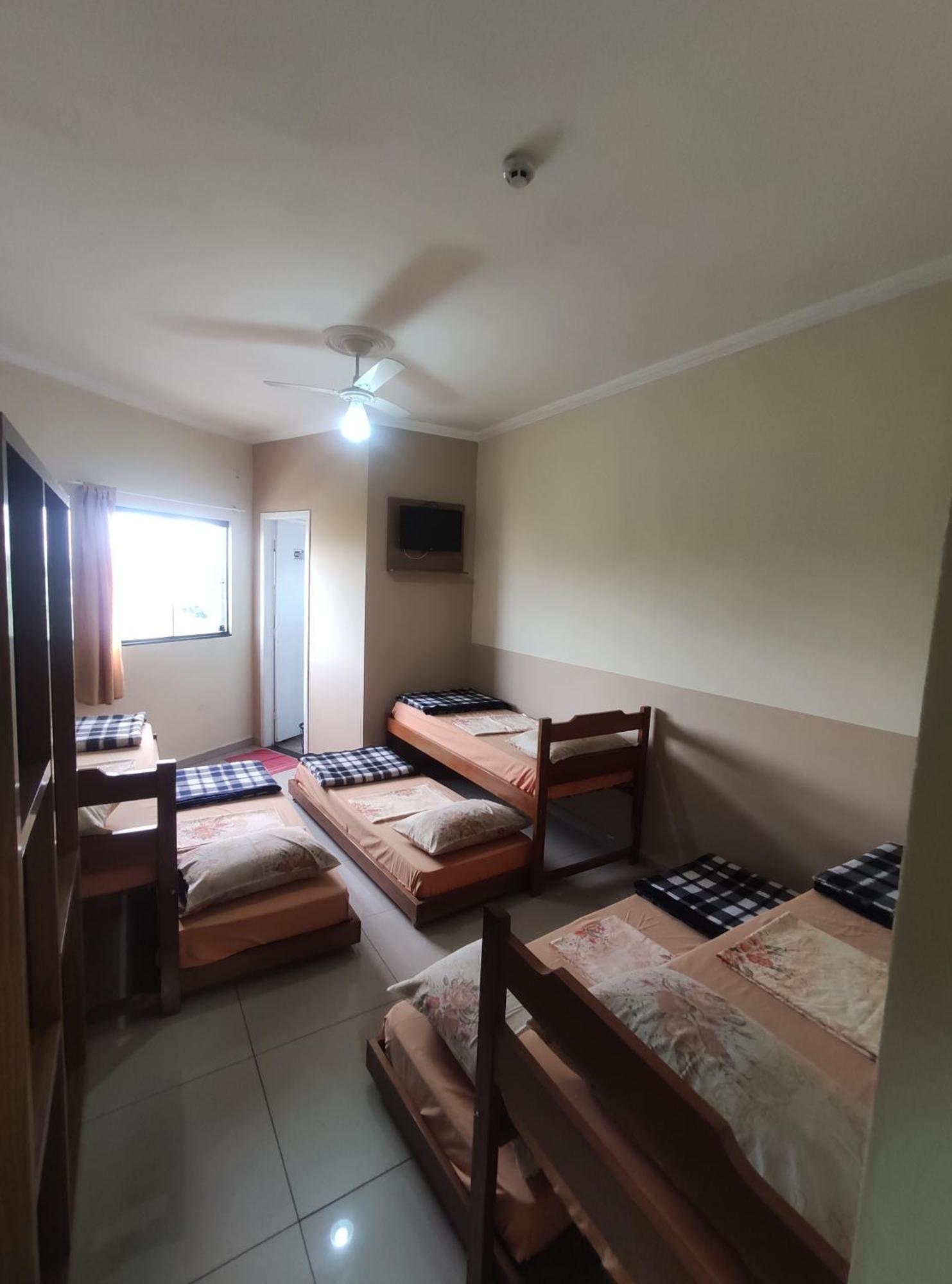Hotel Pousada Sao Miguel Arcanjo Aparecida  Habitación foto