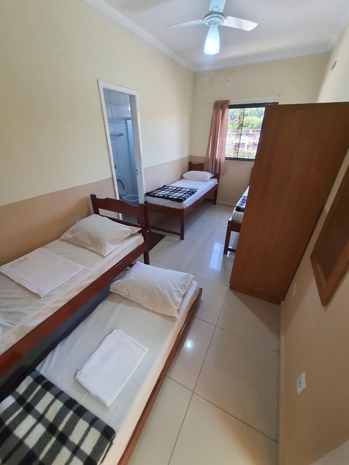 Hotel Pousada Sao Miguel Arcanjo Aparecida  Habitación foto